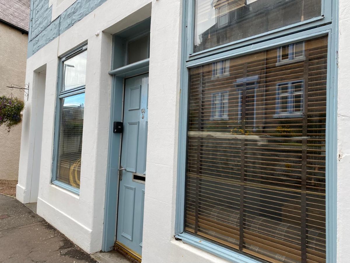 Luxurious One-Bedroom Seaside Apartment Eyemouth Exterior photo